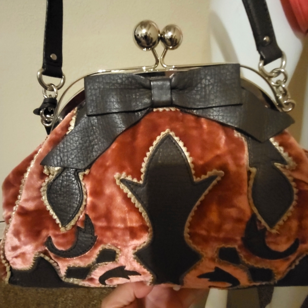 DKNY PURSE